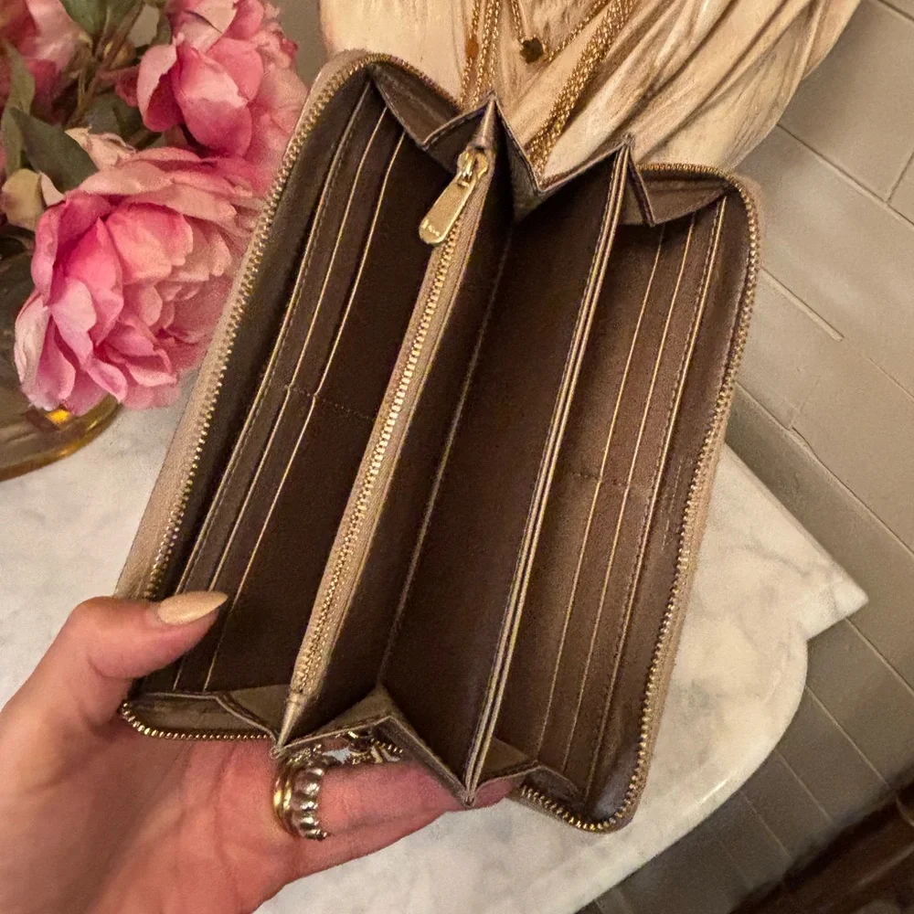 Gorgeous EUC Christian Dior Gold Quilted Cannage Long Wallet w Sig Charm Pull